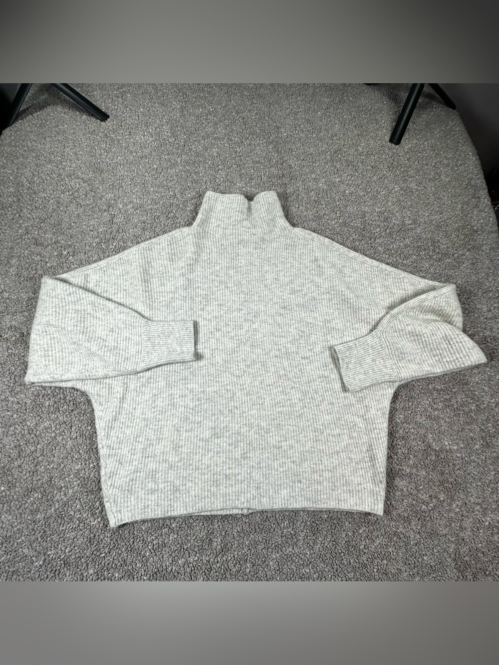 CONTEMPORAINE PAR SIMONS Gray Ribbed Mock Neck Knit Sweater Women’s Size M - Picture 4 of 8